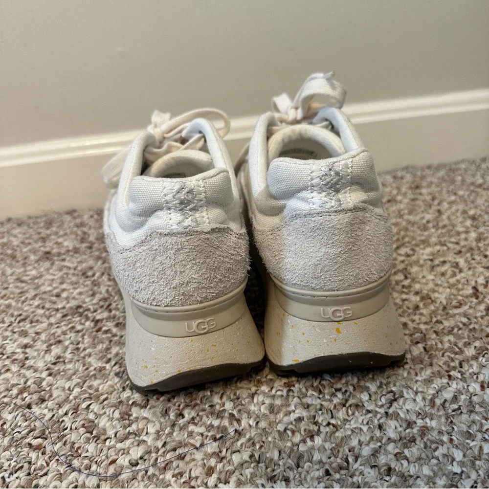 Ugg Platform Shoes 9 - Picture 3 of 6